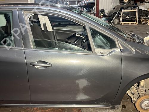 Tür rechts vorne für PEUGEOT 208 I (CA_, CC_) 1.4 HDi (68 hp) 30439488