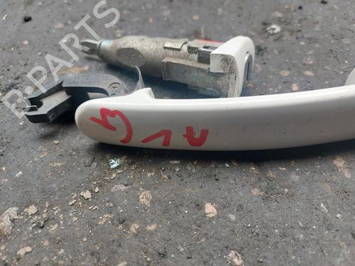Poignée extérieure avant gauche SEAT LEON (1P1) 2.0 TDI (170 hp) 21861366