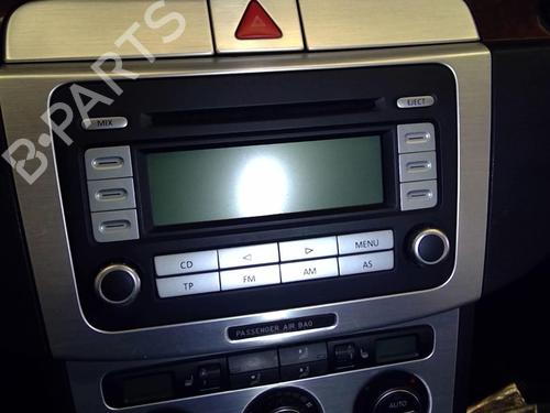 Used Radio VW PASSAT B6 Variant (3C5) 2.0 TDI (140 hp) 20861283