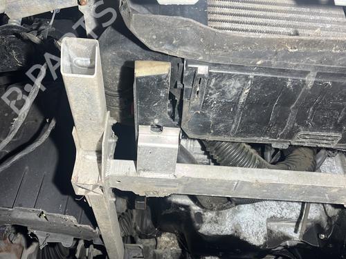 Crossmember MERCEDES-BENZ GLA-CLASS (X156) GLA 180 CDI / d (156.912) BP25716147C162
