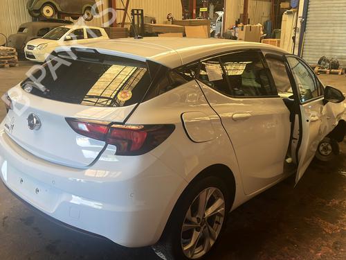 Fuel flap OPEL ASTRA K (B16) 1.5 CRDI (68) | BP25939654C131 