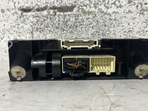 climate-control-seat-ibiza-iii-6l1-2002-2003-2004-2005-2006-2007-2008-2009-33178852 main image