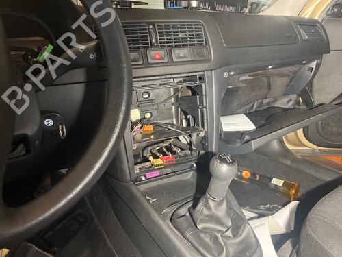 Cruscotto Cruscotto VW GOLF IV (1J1) [1997-2008] 35903519 35903519
