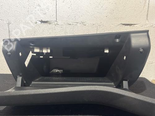 Used Glove box Glove box 26039838 26039838
