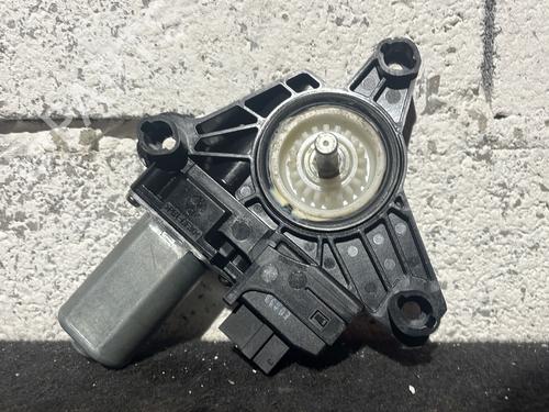 Left rear window motor MERCEDES-BENZ GLA-CLASS (X156) GLA 180 CDI / d (156.912) | BP25701706E23 