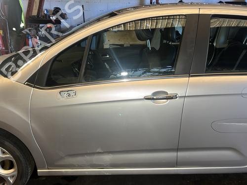 Portier links voor CITROËN C3 II (SC_) 1.2 VTi 82 (82 hp) 29029253