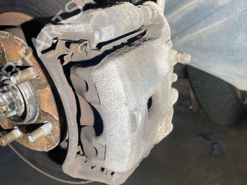 Used Right front brake caliper Right front brake caliper 38228973 38228973