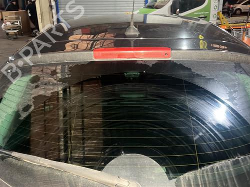 tailgate-renault-megane-iii-hatchback-bz01_-b3_-2008-32133733 main image
