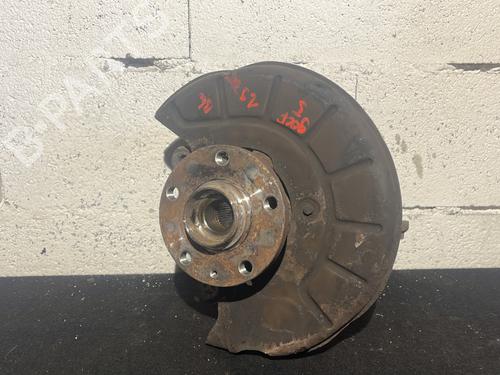 Left front steering knuckle VW GOLF V (1K1) 1.9 TDI | BP24952108M25