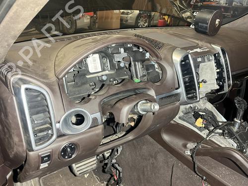 Dashboard PORSCHE CAYENNE (92A) 4.8 Turbo | BP25867295C46 - Image 4