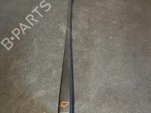 Used Front windshield wiper arm VW POLO V (6R1, 6C1) 1.2 (60 hp) 20865742
