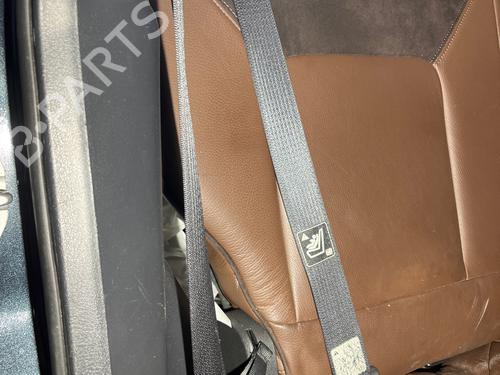 Used Rear right seatbelt Rear right seatbelt 37613256 37613256