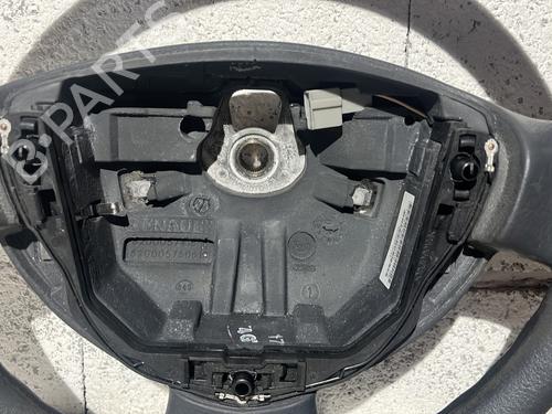Used Steering wheel Steering wheel RENAULT CLIO II (BB_, CB_) 1.2 16V (BB05, BB0W, BB11, BB27, BB2T, BB2U, BB2V, CB05,... (75 hp) 32031007 32031007