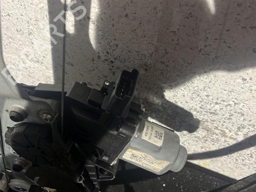 Front right window mechanism RENAULT MEGANE IV Hatchback (B9A/M/N_) 1.5 dCi 110 (B9A3) | BP29422526C23 