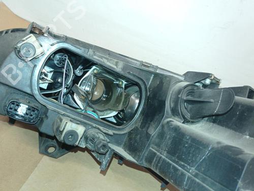 Used Right headlight Right headlight MAZDA 6 Saloon (GG) 2.0 DI (GG14) (121 hp) 20860881 20860881