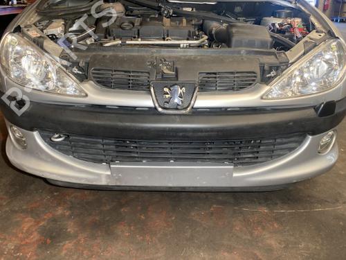 Front bumper PEUGEOT 206 CC (2D) 1.6 16V (2DNFUF, 2DNFUR) | BP21865101C7 