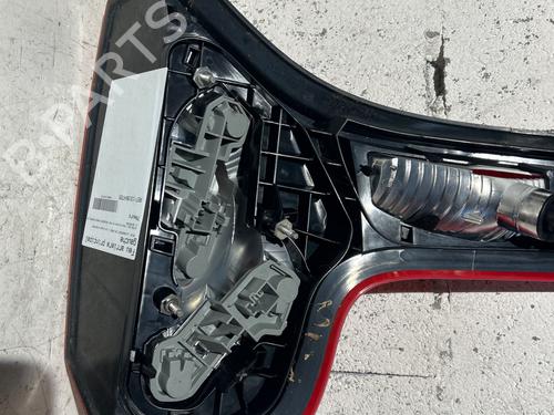 Used Left taillight Left taillight 38737721 38737721
