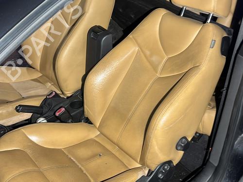Sæde venstre fortil ALFA ROMEO GT (937_) 1.9 JTD (937CXN1B) (150 hp) 31280071