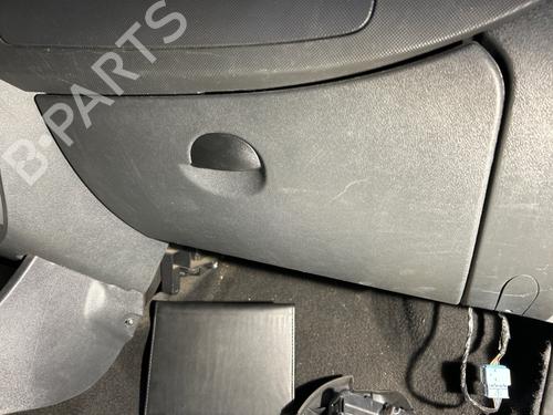 Used Glove box Glove box DACIA SANDERO 1.6 (BS0D, BS0B, BS0F, BS0H) (87 hp) 40444194 40444194