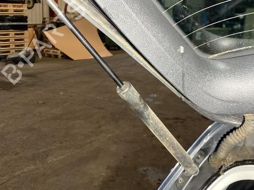 Used Tailgate lift support VW GOLF VI (5K1) 2.0 TDI (110 hp) 23797146