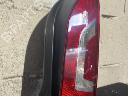 right-taillight-vw-up-121-122-bl1-bl2-bl3-123-2011-26524312 main image