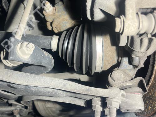 Used Left front driveshaft CITROËN C4 CACTUS 1.2 THP 110 (110 hp) 29014297