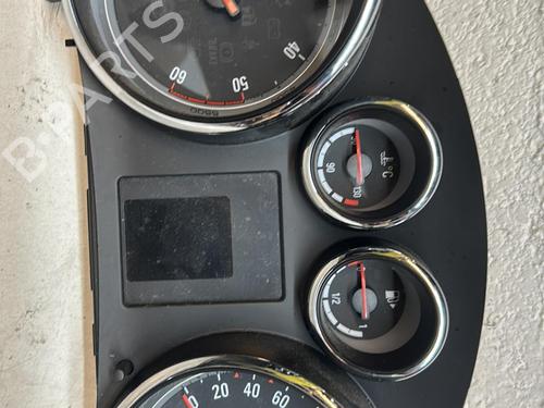 Used Instrument cluster OPEL MERIVA B MPV (S10) 1.7 CDTI (75) (110 hp) 25843918