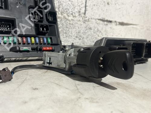 Electronic module CITROËN C3 II (SC_)  | BP33564109M83  - Image 5