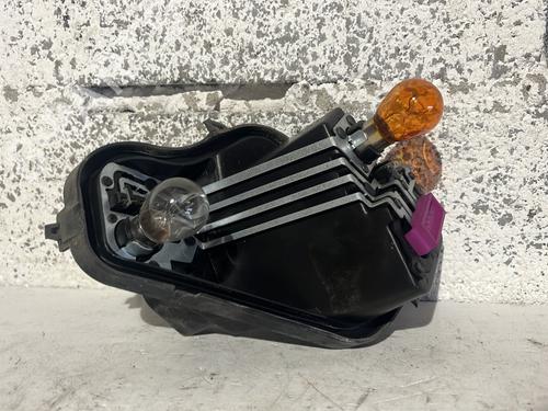 Used Lamp holder Lamp holder RENAULT MEGANE III Grandtour (KZ0/1) 1.6 dCi (KZ00, KZ12, KZ13) (130 hp) 33453398 33453398