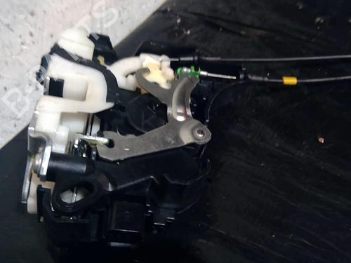 Front left lock MITSUBISHI OUTLANDER II (CW_W) 2.0 DI-D (CW8W) | BP20868230C98 