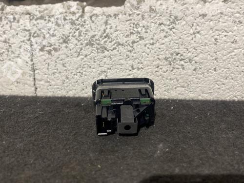 Used Right front window switch Right front window switch MERCEDES-BENZ B-CLASS Sports Tourer (W246, W242) B 200 CDI (246.201) (136 hp) 24401526 24401526