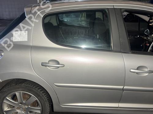 Puerta trasera derecha PEUGEOT 207 (WA_, WC_) 1.6 HDi (90 hp) 31974646