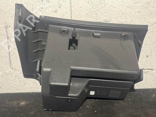 Used Glove box Glove box OPEL CORSA D (S07) 1.0 (L08, L68) (60 hp) 28155682 28155682