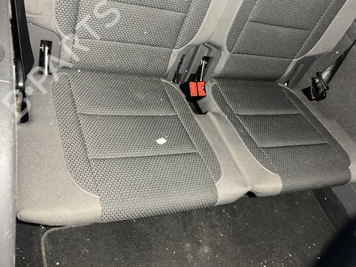 Used Rear seat Rear seat VW TOURAN (1T3) 1.6 TDI (105 hp) 32984329 32984329