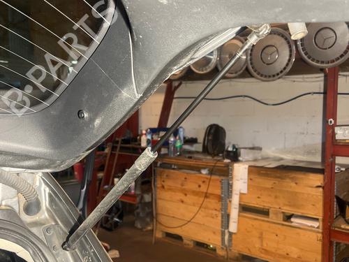 tailgate-lift-support-nissan-qashqai-i-j10-nj10-2006-2007-2008-2009-2010-2011-2012-2013-2014-2015-34347395 main image