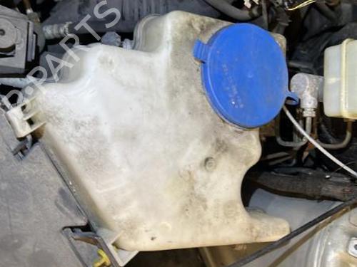 Used Windscreen washer tank MERCEDES-BENZ B-CLASS Sports Tourer (W245) B 200 CDI (245.208) (140 hp) 20873193