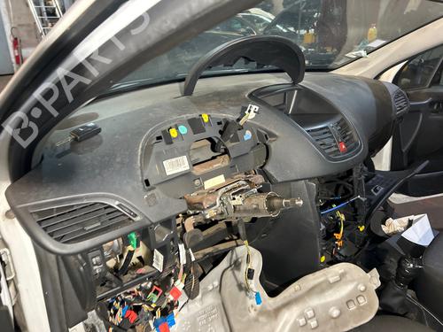 Instrumentbræt Instrumentbræt PEUGEOT 207 (WA_, WC_) 1.4 HDi (68 hp) 39664325 39664325