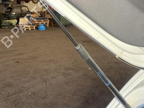 Used Tailgate lift support MERCEDES-BENZ B-CLASS Sports Tourer (W246, W242) B 200 CDI (246.201) (136 hp) 24401522