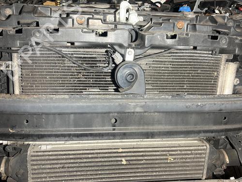 Used Water radiator Water radiator 33301172 33301172