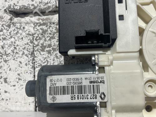 left-rear-window-motor-renault-megane-iii-hatchback-bz01_-b3_-2008-32133811 main image