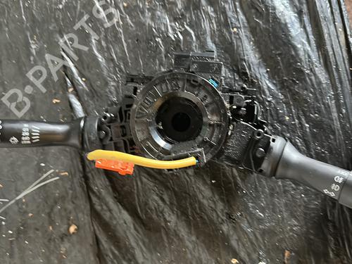 Used Steering column stalk TOYOTA YARIS (_P9_) 1.4 D-4D (NLP90_, NLP90R) (90 hp) 21863767
