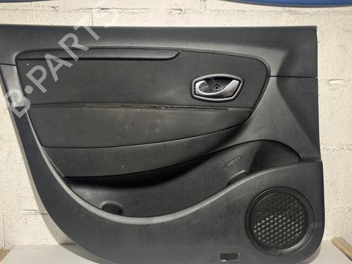 Forreste venstre beklædning RENAULT SCÉNIC III (JZ0/1_) 1.5 dCi (110 hp) 31941571