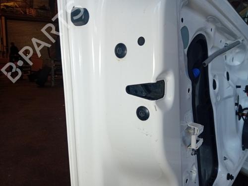 Used Front right lock VW UP! (121, 122, BL1, BL2, BL3, 123) 1.0 (60 hp) 20865089