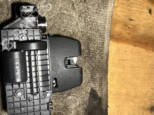 tailgate-lock-peugeot-208-ii-ub_-up_-uw_-uj_-12-puretech-75-9822710780-2019-20859401 main image