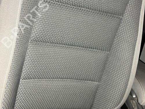 Right front seat VW TOURAN (1T3) 1.6 TDI | BP32979499C16 - Image 2