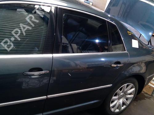 Porta trás esquerda VW PHAETON (3D1, 3D2, 3D3, 3D4, 3D6, 3D7, 3D8, 3D9) 3.2 V6 (241 hp) 20860869
