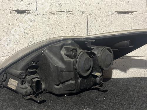 Used Right headlight Right headlight FORD FOCUS II (DA_, HCP, DP) 1.8 TDCi (115 hp) 30854123 30854123