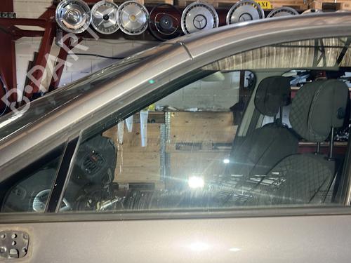 left-front-door-renault-scenic-iii-jz01_-2008-2009-2010-2011-2012-2013-2014-2015-2016-31852191 main image