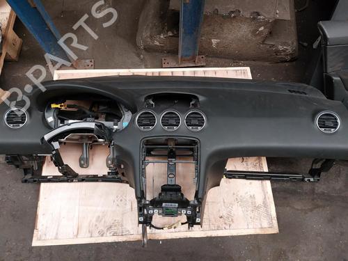 Instrumentbræt PEUGEOT 308 I (4A_, 4C_) 1.6 HDi (92 hp) 21860225