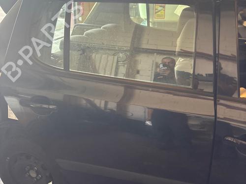 Used Right rear door Right rear door 39086557 39086557